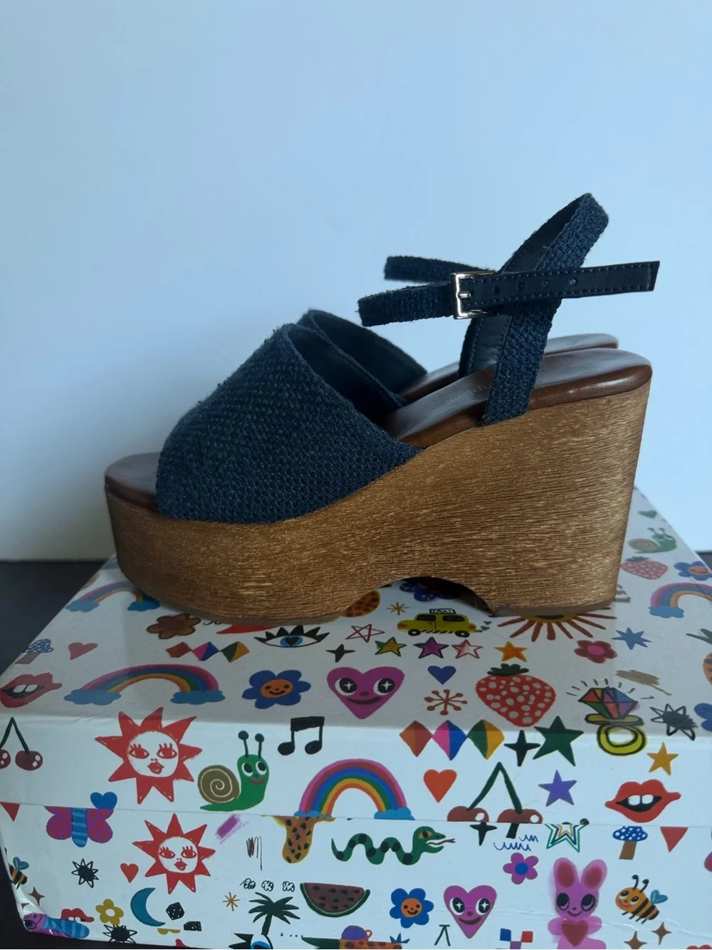 Jeffrey Campbell On Deck  Platform Wedge Sandals -  Women Size 6.5